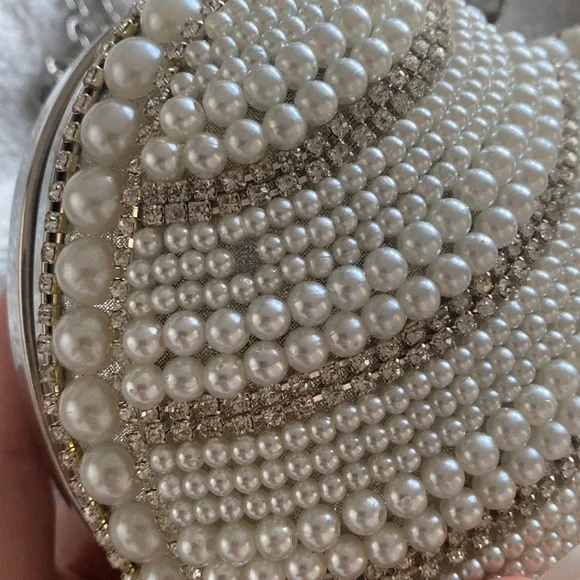 ALESSIA PEARL AND STONE BRIDAL CLUTCH PURSE - Picture 3 of 8